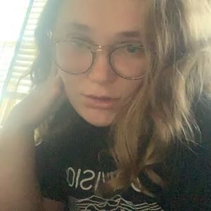 Meet your Posher, Cailey